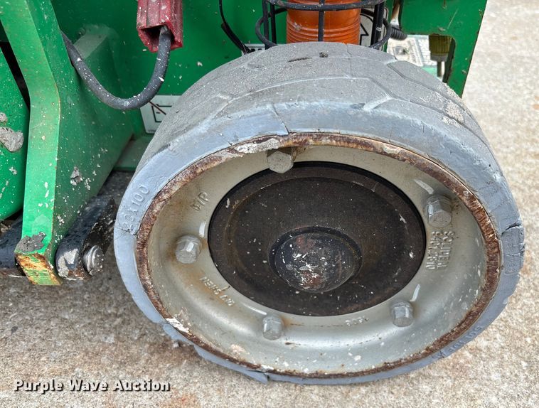 image for item DU0329 2016 JLG 1930ES scissor lift