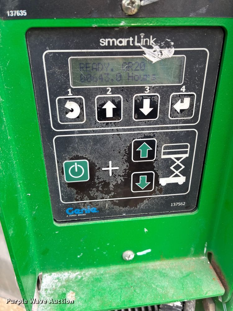 image for item DU0330 2016 Genie GR-20 vertical lift