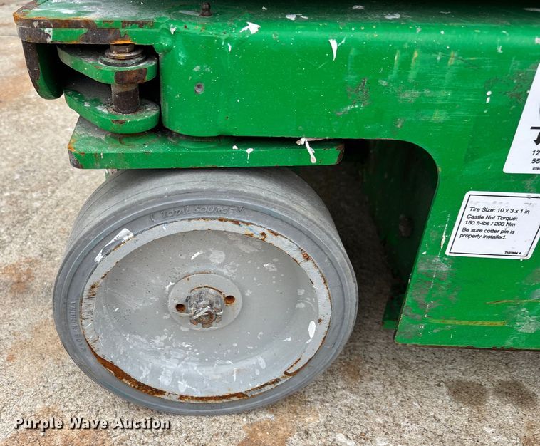 image for item DU0330 2016 Genie GR-20 vertical lift