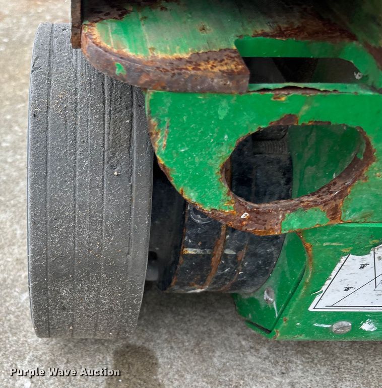 image for item DU0330 2016 Genie GR-20 vertical lift