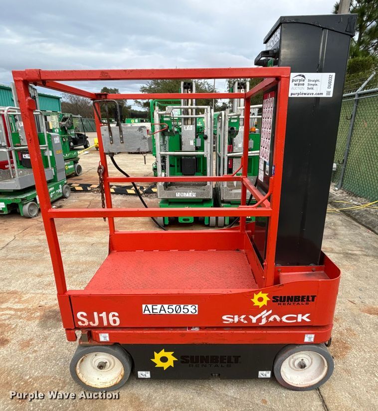 image for item DU0332 2018 SkyJack SJ16 vertical lift