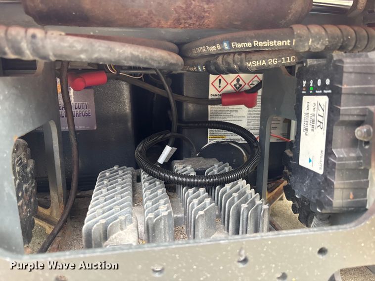 image for item DU0332 2018 SkyJack SJ16 vertical lift