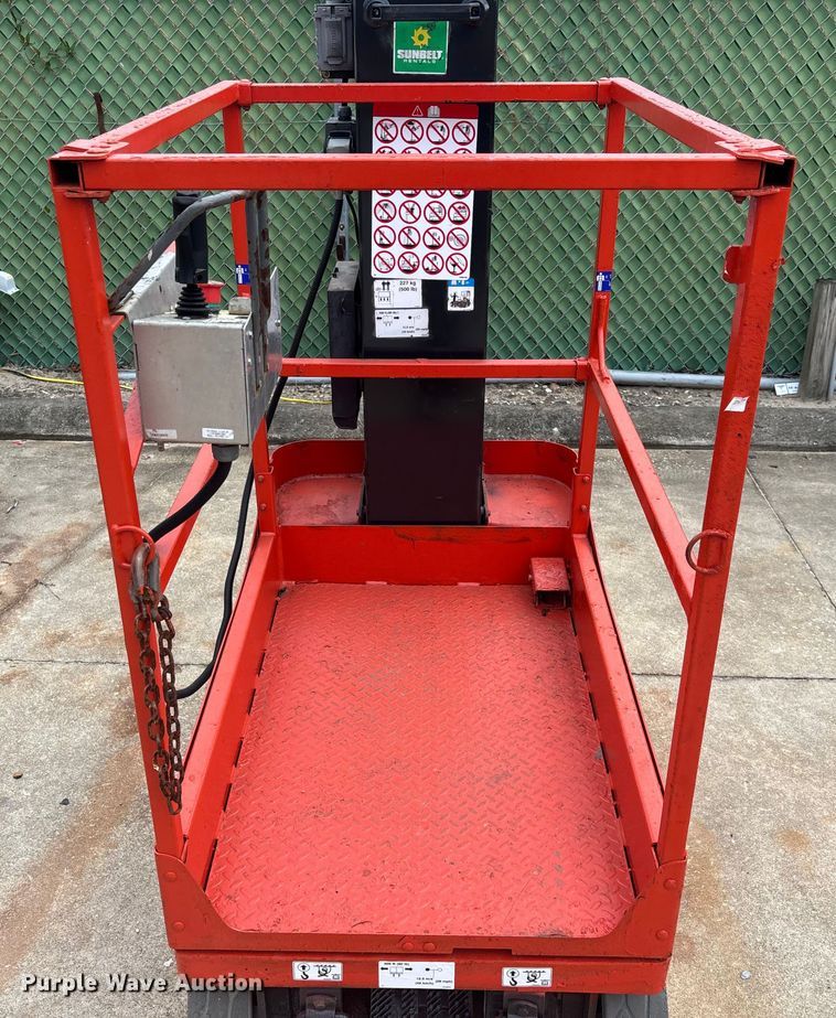 image for item DU0332 2018 SkyJack SJ16 vertical lift