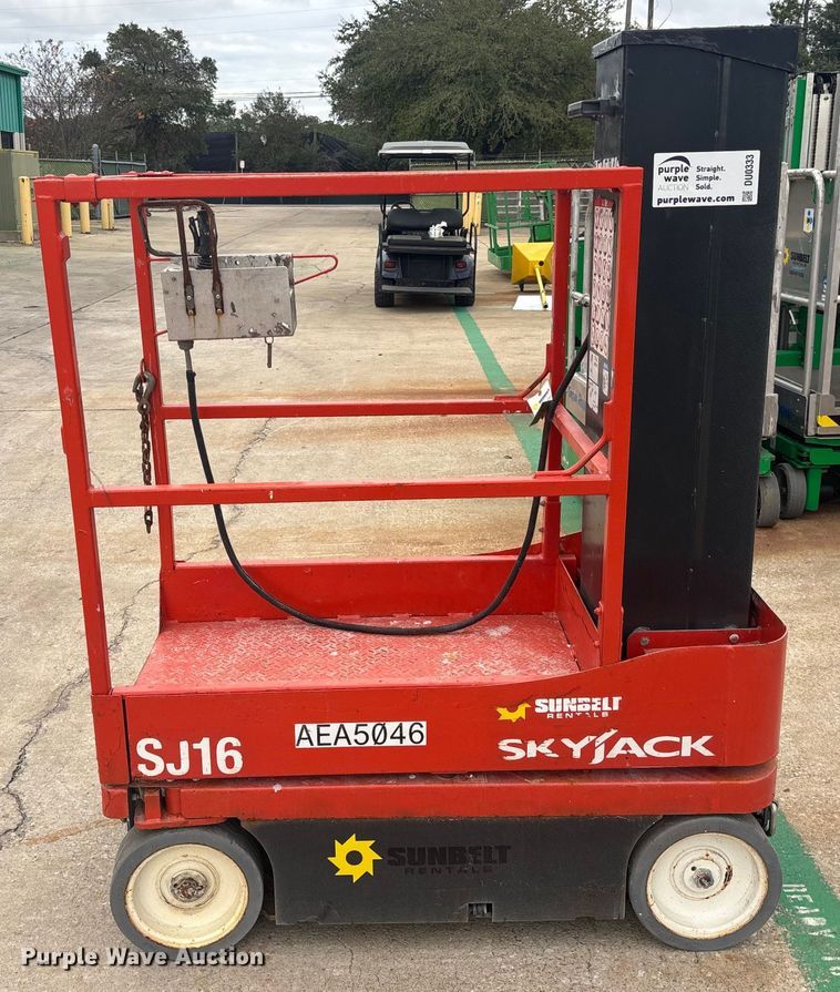 image for item DU0333 2018 SkyJack SJ16 vertical lift