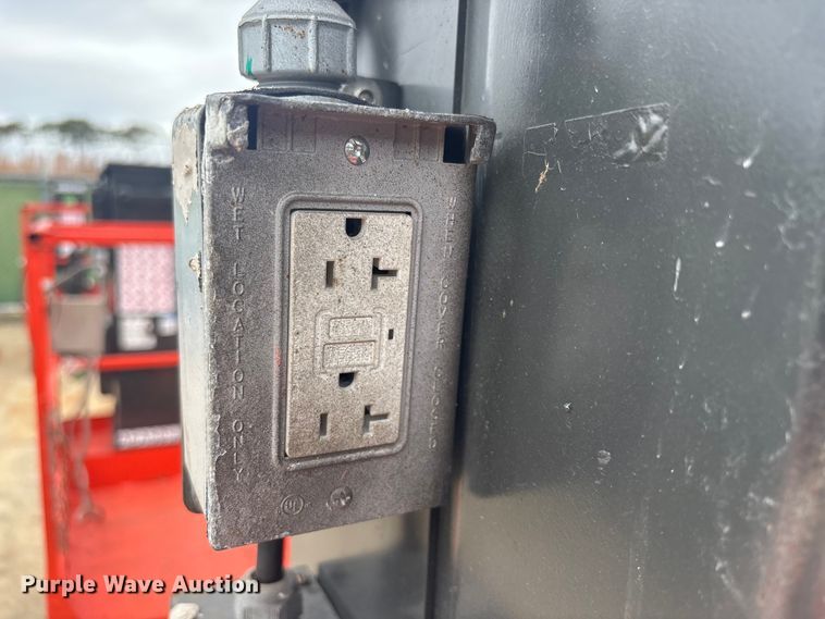 image for item DU0333 2018 SkyJack SJ16 vertical lift