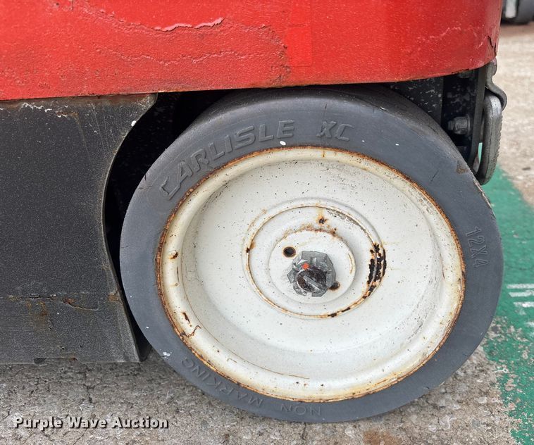 image for item DU0333 2018 SkyJack SJ16 vertical lift