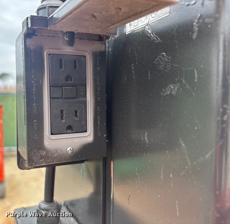 image for item DU0334 2018 SkyJack SJ16 vertical lift