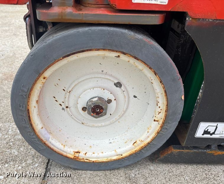 image for item DU0334 2018 SkyJack SJ16 vertical lift