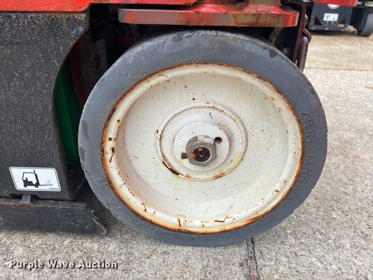 image for item DU0334 2018 SkyJack SJ16 vertical lift