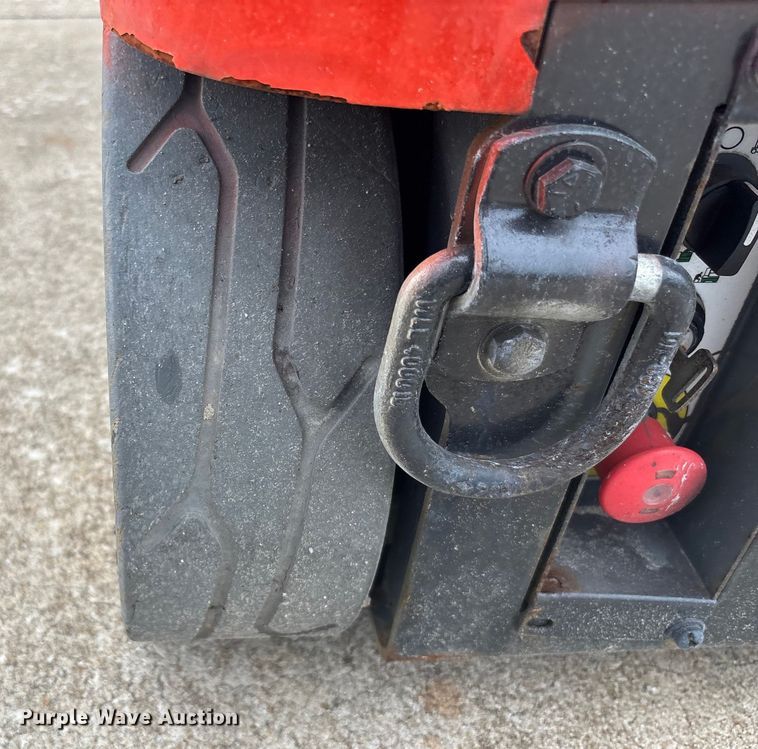 image for item DU0334 2018 SkyJack SJ16 vertical lift