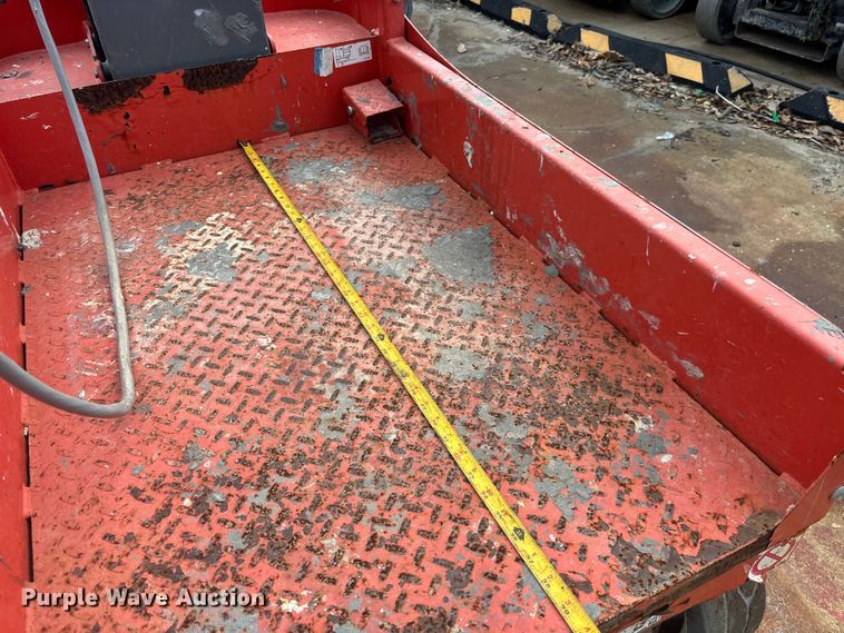 image for item DU0335 2017 SkyJack SJ16 vertical lift