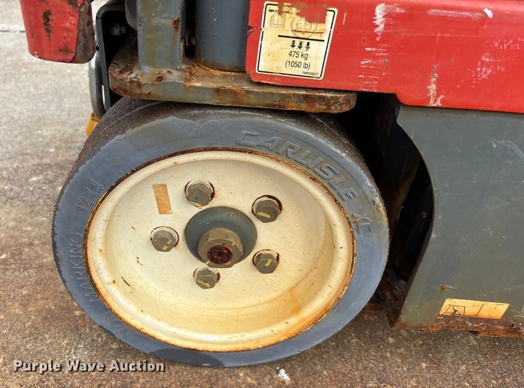 image for item DU0335 2017 SkyJack SJ16 vertical lift