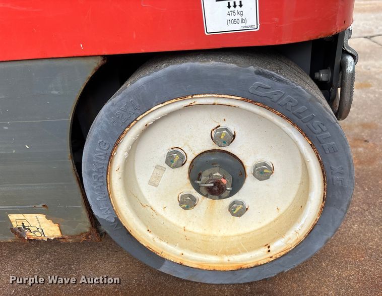 image for item DU0335 2017 SkyJack SJ16 vertical lift