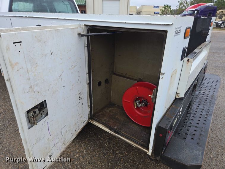 image for item DU2656 2015 Chevrolet Silverado 2500HD Crew Cab utility bed pickup truck