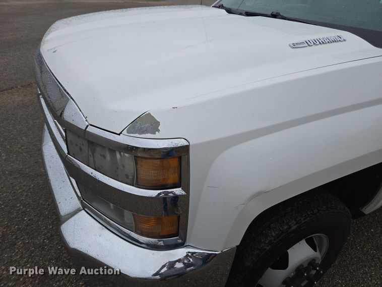 image for item DU2656 2015 Chevrolet Silverado 2500HD Crew Cab utility bed pickup truck