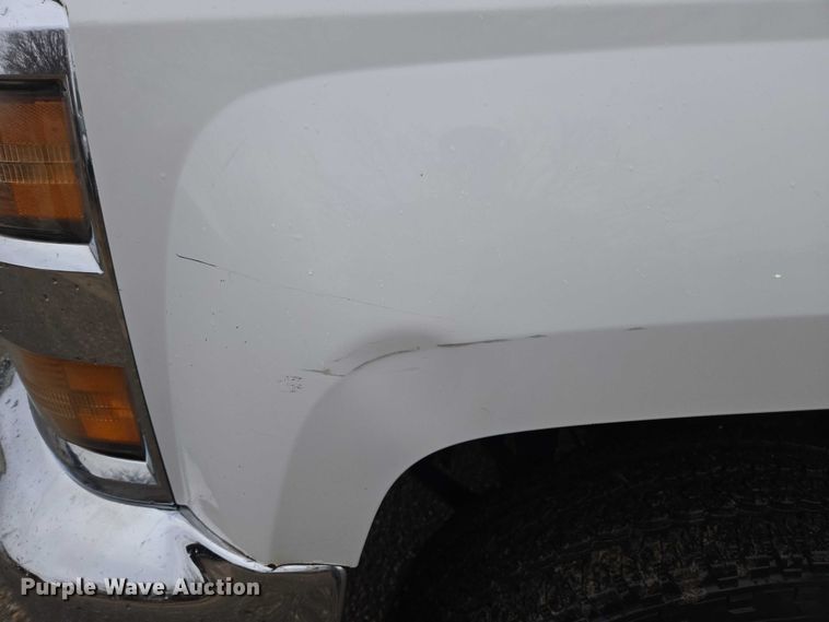 image for item DU2656 2015 Chevrolet Silverado 2500HD Crew Cab utility bed pickup truck