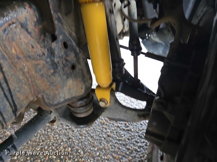 image for item DU2656 2015 Chevrolet Silverado 2500HD Crew Cab utility bed pickup truck