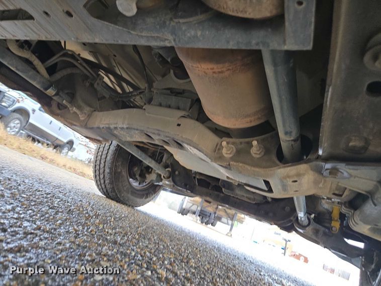 image for item DU2656 2015 Chevrolet Silverado 2500HD Crew Cab utility bed pickup truck