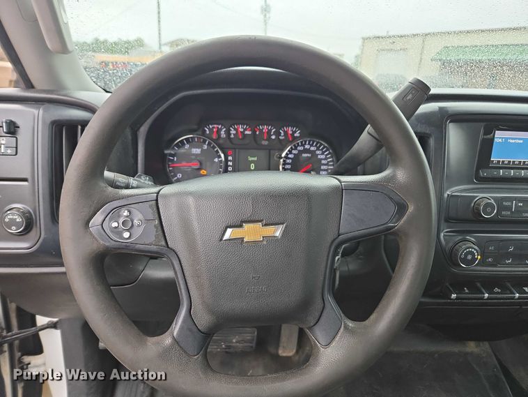 image for item DU2656 2015 Chevrolet Silverado 2500HD Crew Cab utility bed pickup truck