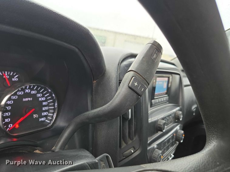 image for item DU2656 2015 Chevrolet Silverado 2500HD Crew Cab utility bed pickup truck