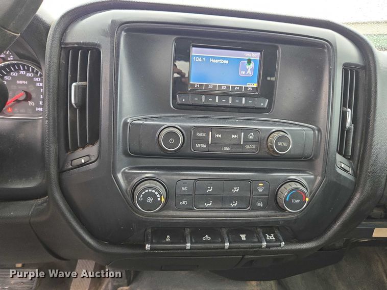 image for item DU2656 2015 Chevrolet Silverado 2500HD Crew Cab utility bed pickup truck