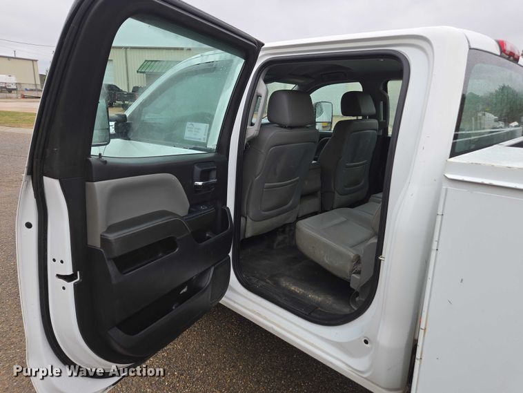 image for item DU2656 2015 Chevrolet Silverado 2500HD Crew Cab utility bed pickup truck