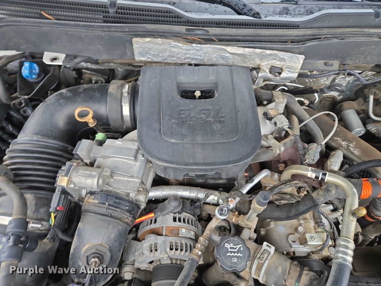 image for item DU2656 2015 Chevrolet Silverado 2500HD Crew Cab utility bed pickup truck