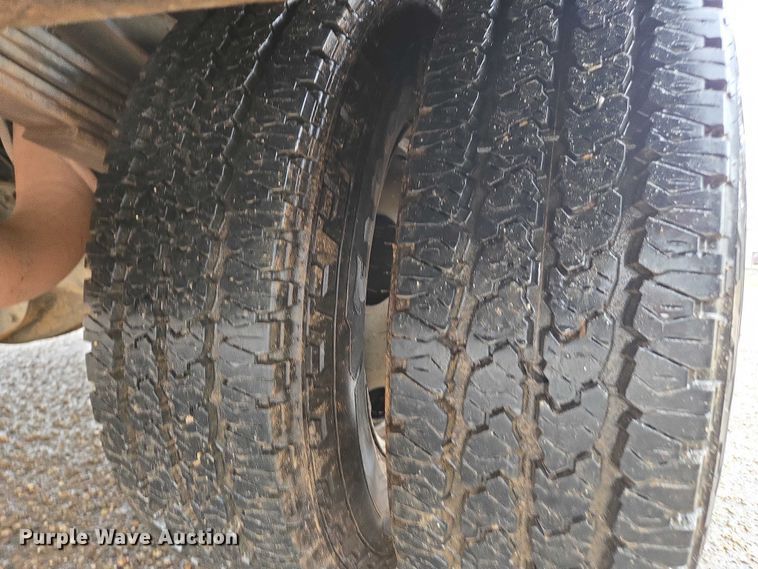 image for item DU2656 2015 Chevrolet Silverado 2500HD Crew Cab utility bed pickup truck