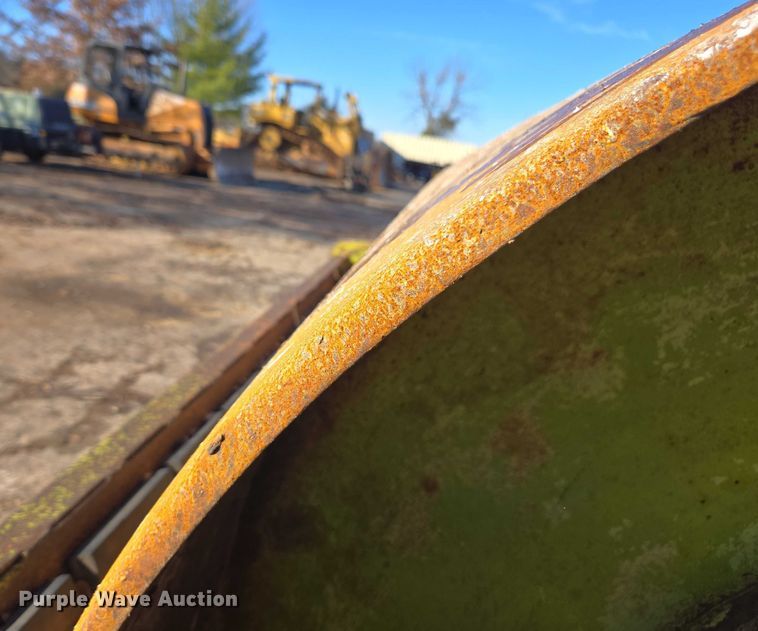 image for item DU2657 RayGo Rascal single drum vibratory roller