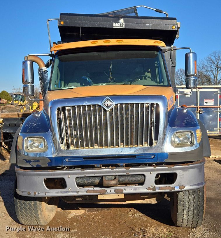 image for item DU2659 2006 International 7600 dump truck