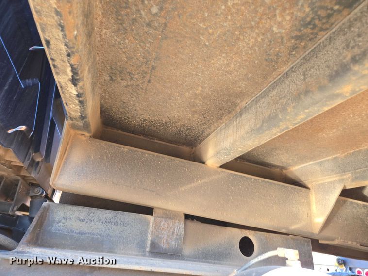 image for item DU2659 2006 International 7600 dump truck