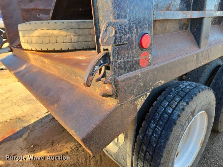 image for item DU2659 2006 International 7600 dump truck