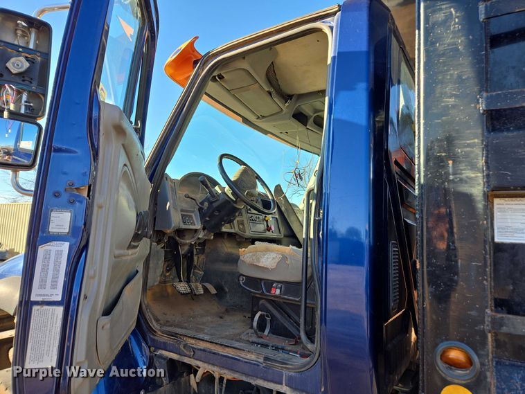 image for item DU2659 2006 International 7600 dump truck