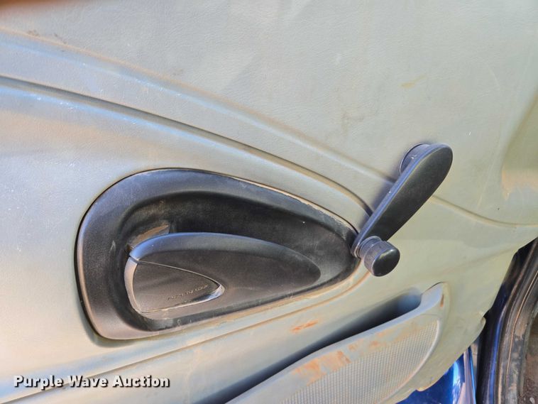 image for item DU2659 2006 International 7600 dump truck