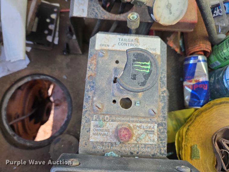 image for item DU2659 2006 International 7600 dump truck