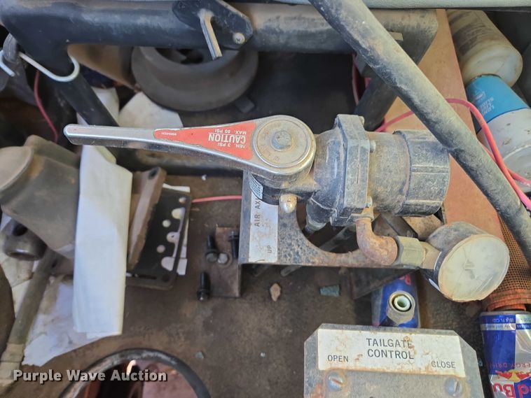 image for item DU2659 2006 International 7600 dump truck