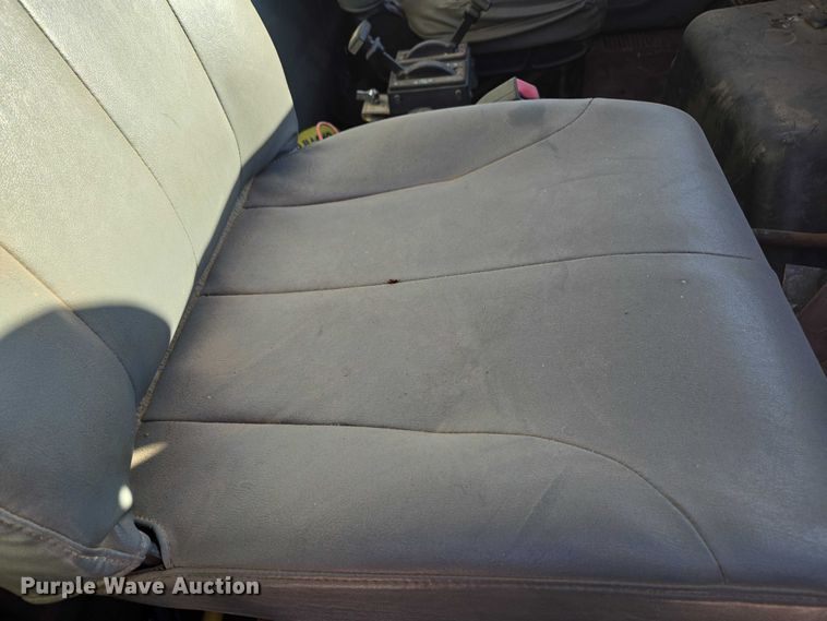 image for item DU2659 2006 International 7600 dump truck