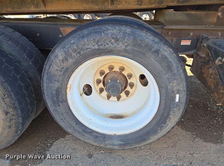 image for item DU2659 2006 International 7600 dump truck