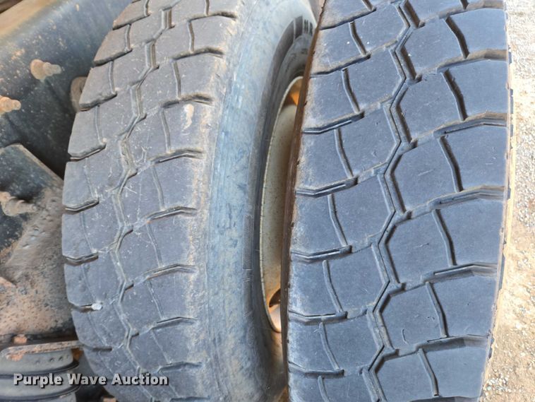 image for item DU2659 2006 International 7600 dump truck