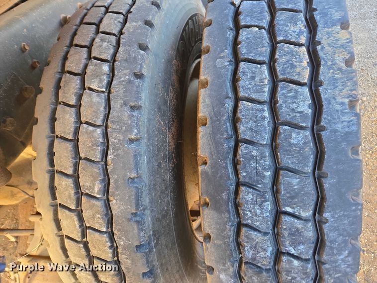 image for item DU2659 2006 International 7600 dump truck