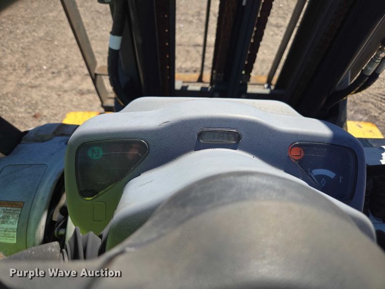 image for item DU2666 2017 Komatsu FG25T-16 forklift