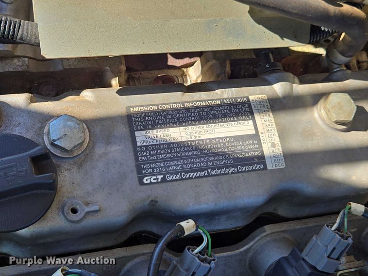 image for item DU2666 2017 Komatsu FG25T-16 forklift