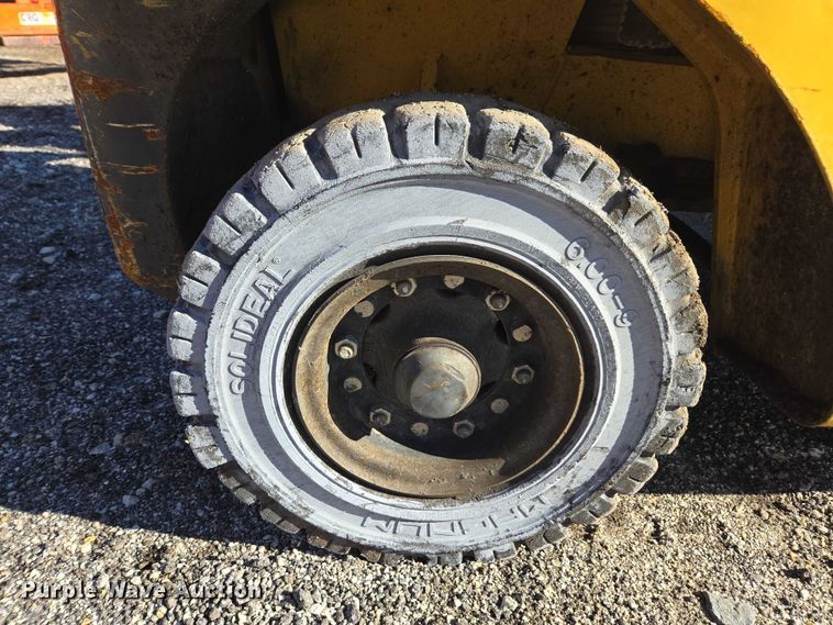 image for item DU2666 2017 Komatsu FG25T-16 forklift