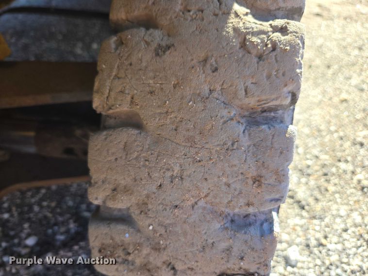 image for item DU2666 2017 Komatsu FG25T-16 forklift