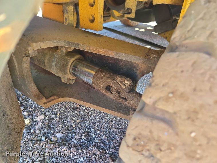 image for item DU2666 2017 Komatsu FG25T-16 forklift