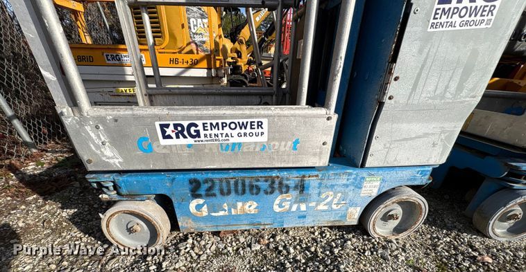 image for item DU2667 2010 Genie GR-20 vertical lift