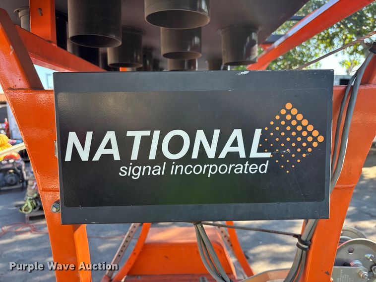 image for item DW1253 2020 National Signal arrow board trailer