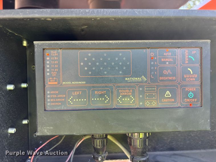 image for item DW1253 2020 National Signal arrow board trailer