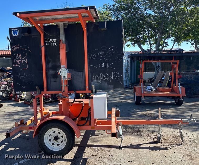 image for item DW1254 2014 Wanco DS-A1-30 message board trailer