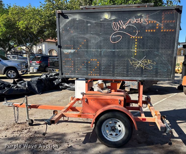 image for item DW1254 2014 Wanco DS-A1-30 message board trailer